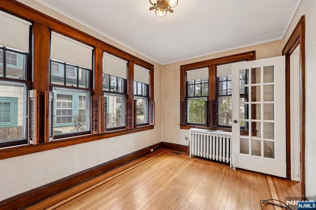 971 Garrison Avenue, Teaneck, NJ 07666