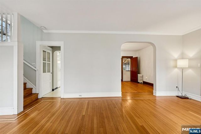 971 Garrison Avenue, Teaneck, NJ 07666