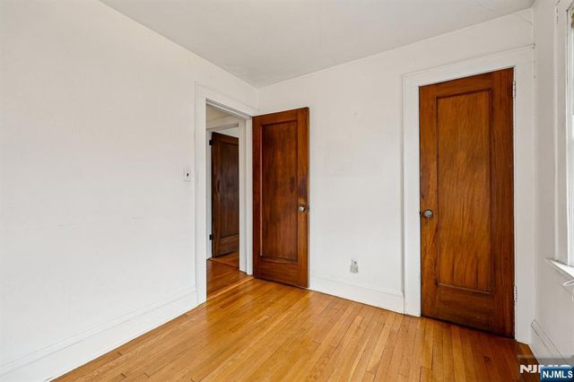 971 Garrison Avenue, Teaneck, NJ 07666