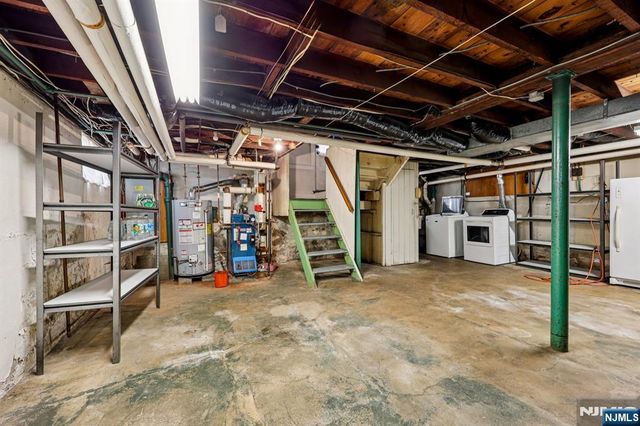 971 Garrison Avenue, Teaneck, NJ 07666