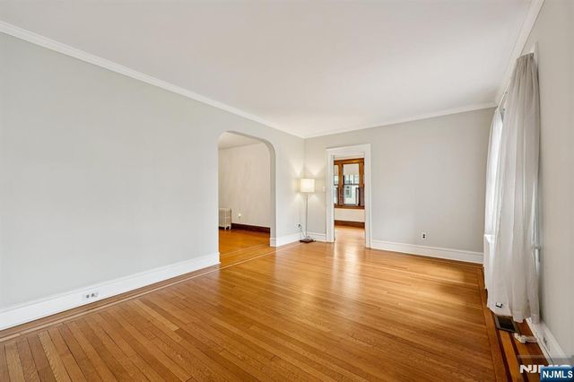 971 Garrison Avenue, Teaneck, NJ 07666