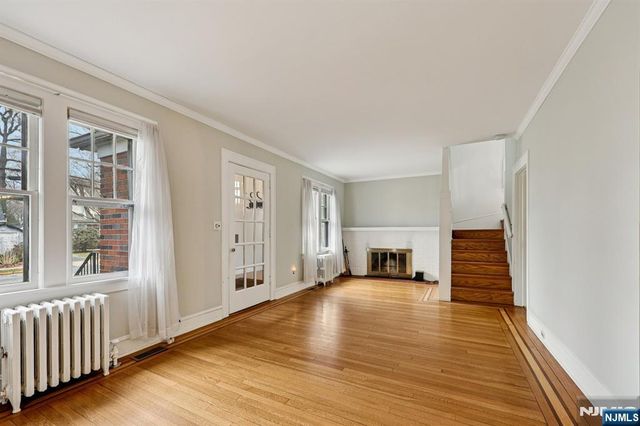 971 Garrison Avenue, Teaneck, NJ 07666