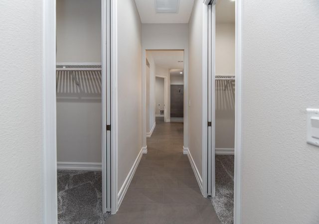 4881 MAJESTIC HILLS LOOP, Brooksville, FL 34601