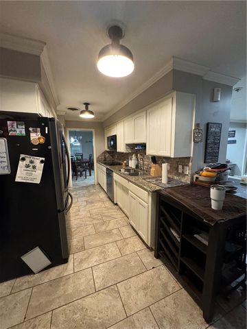 2000 Kirk, Brenham, TX 77833