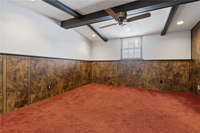 300 Moonridge Drive, Economy, PA 15042