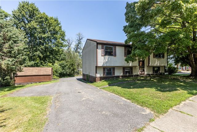 300 Moonridge Drive, Economy, PA 15042