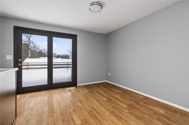 300 Moonridge Drive, Economy, PA 15042