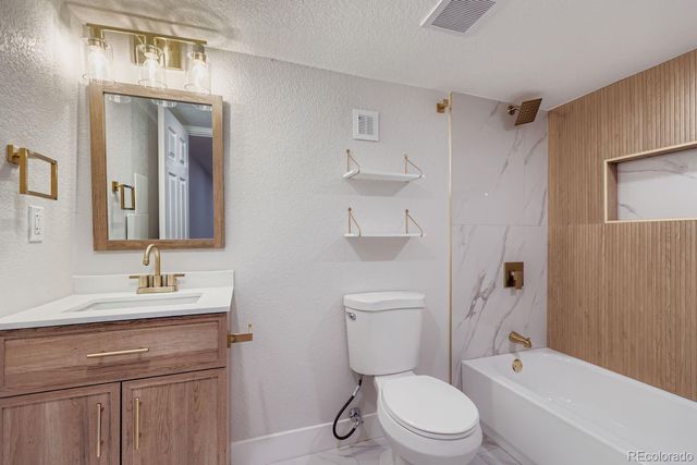 1551 S University Boulevard, Denver, CO 80210