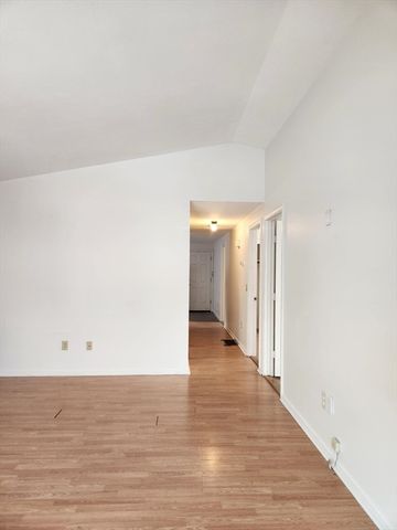 13 Halton, Providence, RI 02907