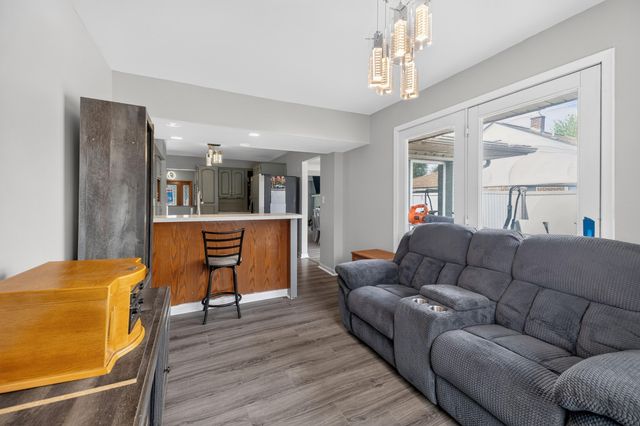 16657 Kennebec Street, Southgate, MI 48195