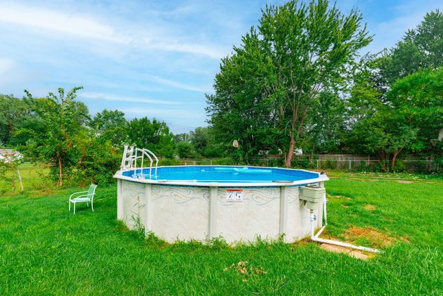16657 Kennebec Street, Southgate, MI 48195