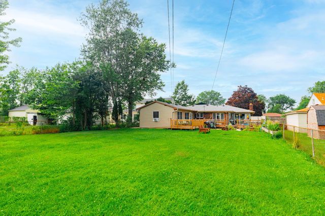 16657 Kennebec Street, Southgate, MI 48195