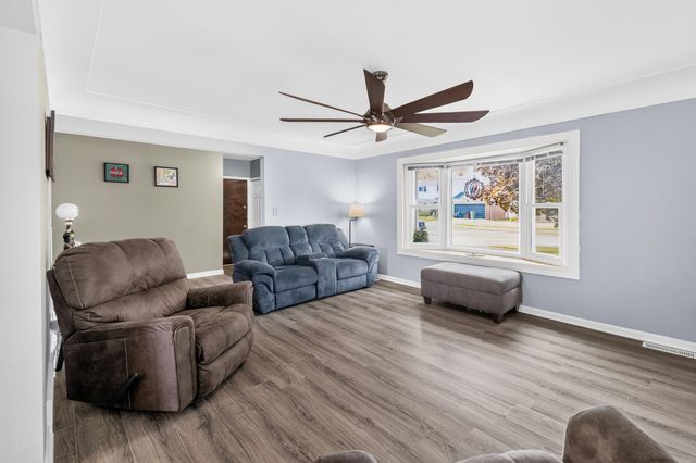 16657 Kennebec Street, Southgate, MI 48195