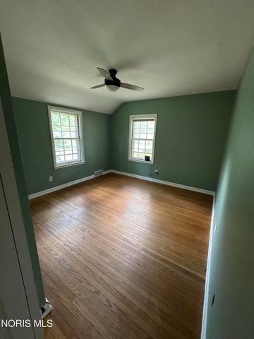 2811 Kenwood Boulevard, Toledo, OH 43606