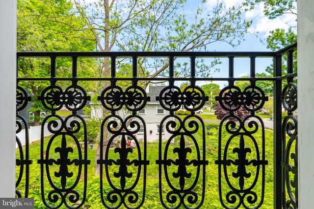 725 GIRARD AVE, Swarthmore, PA 19081