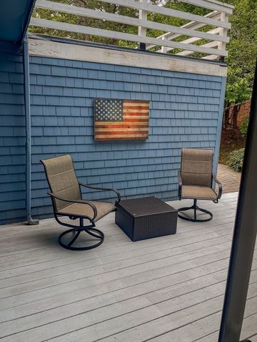 27 Surrey Lane 27, Bourne, MA 02532