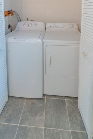 27 Surrey Lane 27, Bourne, MA 02532