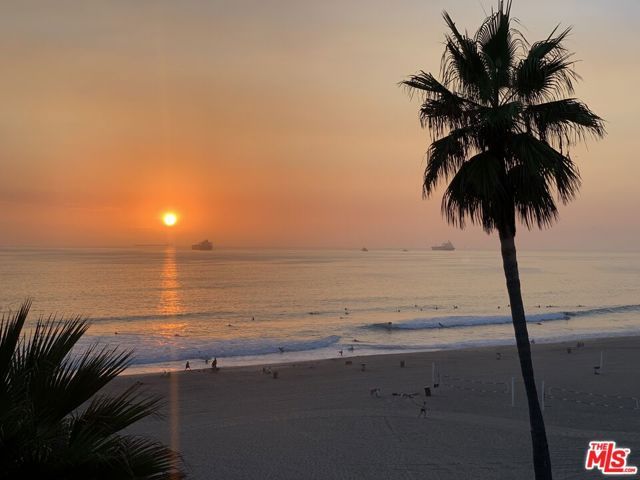 3616 The Strand C, Manhattan Beach, CA 90266