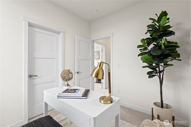 2328 D Franklin Avenue E, Seattle, WA 98102
