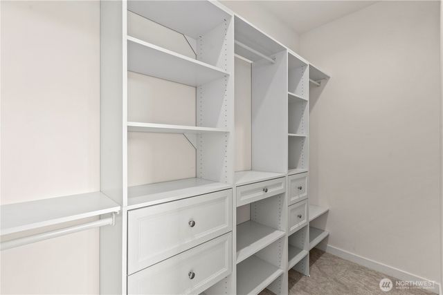 2328 D Franklin Avenue E, Seattle, WA 98102
