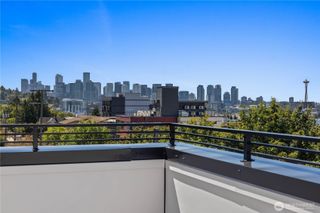 2328 D Franklin Avenue E, Seattle, WA 98102