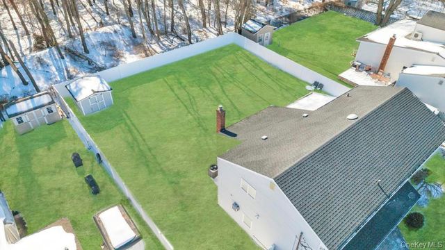 436 8th Street, Bohemia, NY 11716