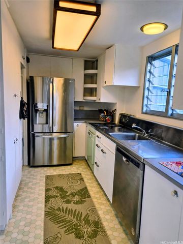 2969 Kalakaua Avenue 401, Honolulu, HI 96815