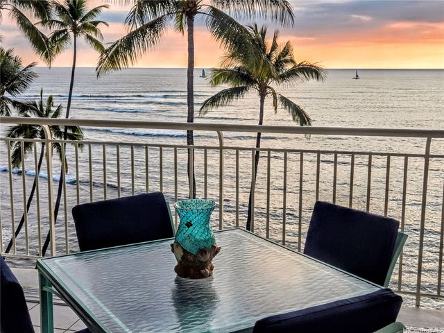 2969 Kalakaua Avenue 401, Honolulu, HI 96815