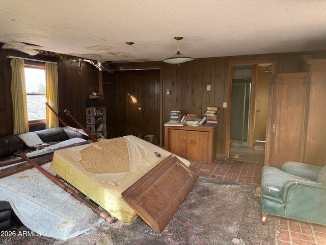 75 N County Road, Chambers, AZ 86502