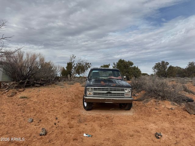 75 N County Road, Chambers, AZ 86502