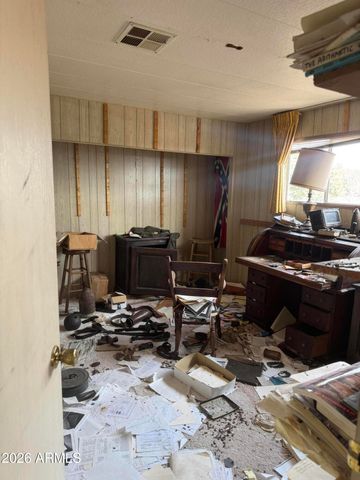 75 N County Road, Chambers, AZ 86502