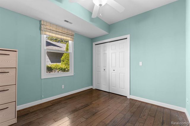 9350 Silverside, South Lyon, MI 48178