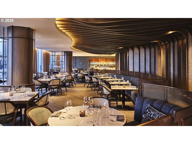 550 Sw 10TH Ave 2405, Portland, OR 97205