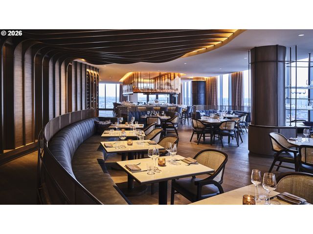 550 Sw 10TH Ave 2405, Portland, OR 97205