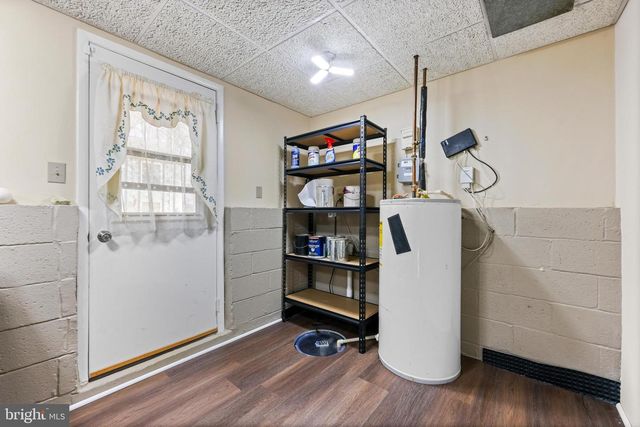 221 ANTIETAM RD, Essex, MD 21221