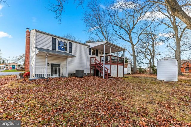 221 ANTIETAM RD, Essex, MD 21221