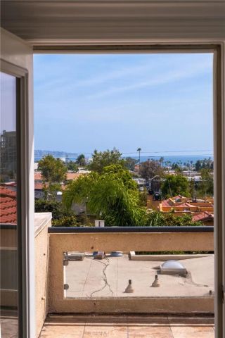 818 N Juanita B, Redondo Beach, CA 90277