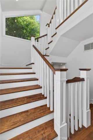 818 N Juanita B, Redondo Beach, CA 90277