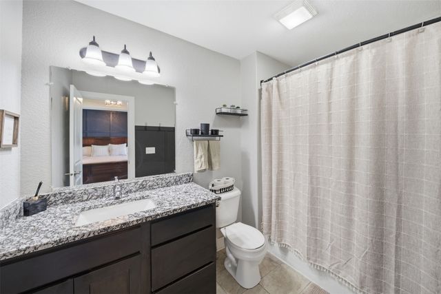 112 NE Megan Avenue, Elkhart, IA 50073