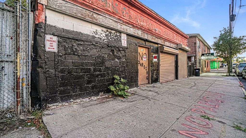 1144 Rev James Polite Avenue, Bronx, NY 10459 — photo 2