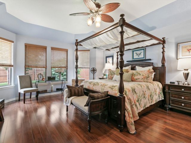9312 Marble Falls Drive, Arlington, TX 76002