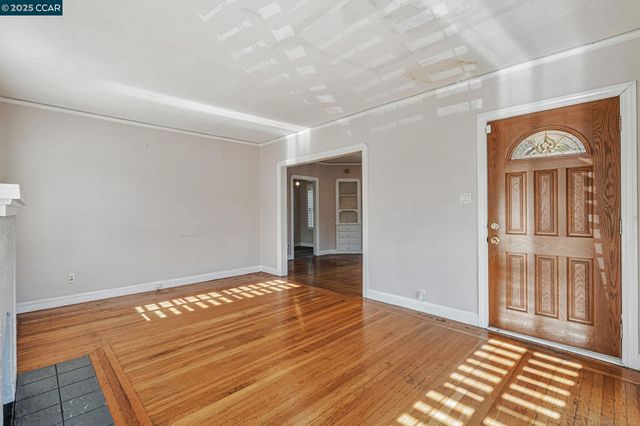 1921 106th Avenue, Oakland, CA 94603