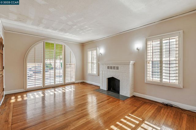 1921 106th Avenue, Oakland, CA 94603