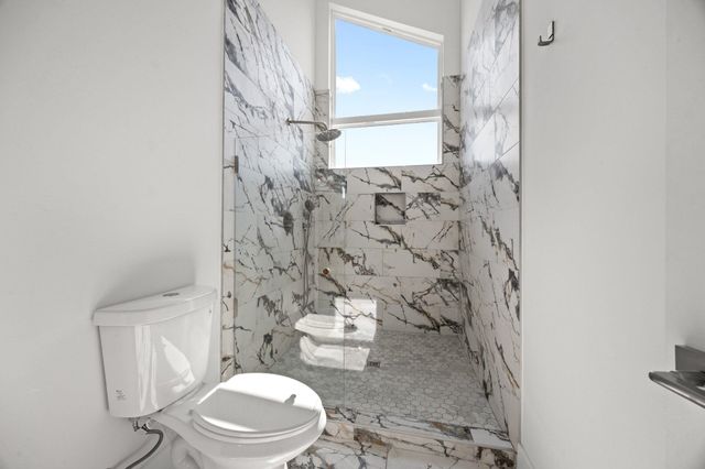 106 W CROSLIN ST 1, Austin, TX 78752