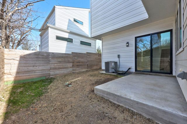 106 W CROSLIN ST 1, Austin, TX 78752