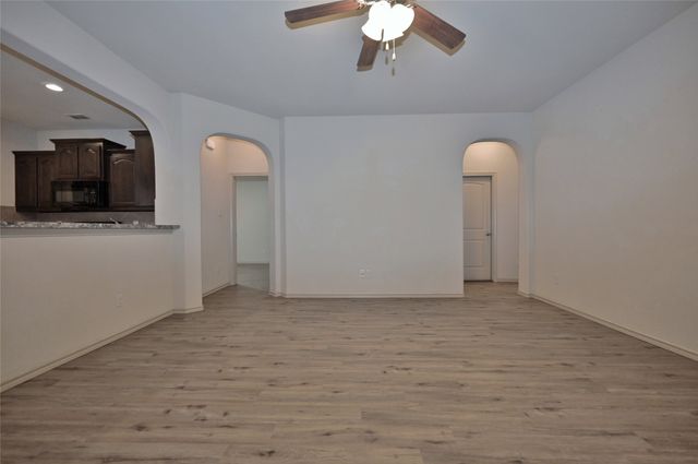 5921 Comanche Peak Drive, Fort Worth, TX 76179