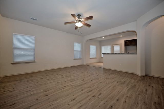 5921 Comanche Peak Drive, Fort Worth, TX 76179