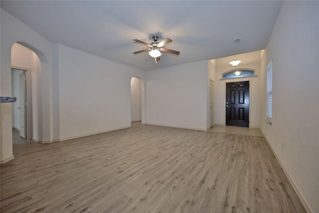 5921 Comanche Peak Drive, Fort Worth, TX 76179