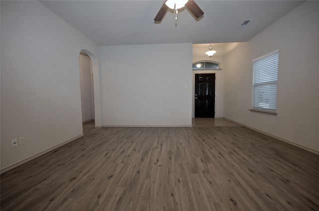 5921 Comanche Peak Drive, Fort Worth, TX 76179