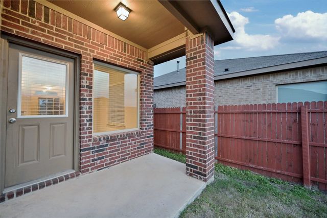 5921 Comanche Peak Drive, Fort Worth, TX 76179